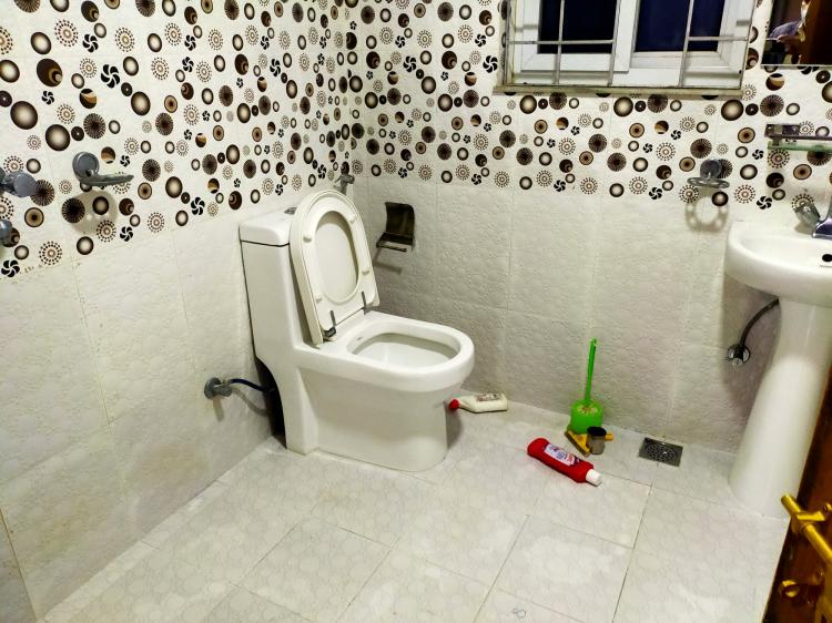 Flat for rent in dhobighat 2