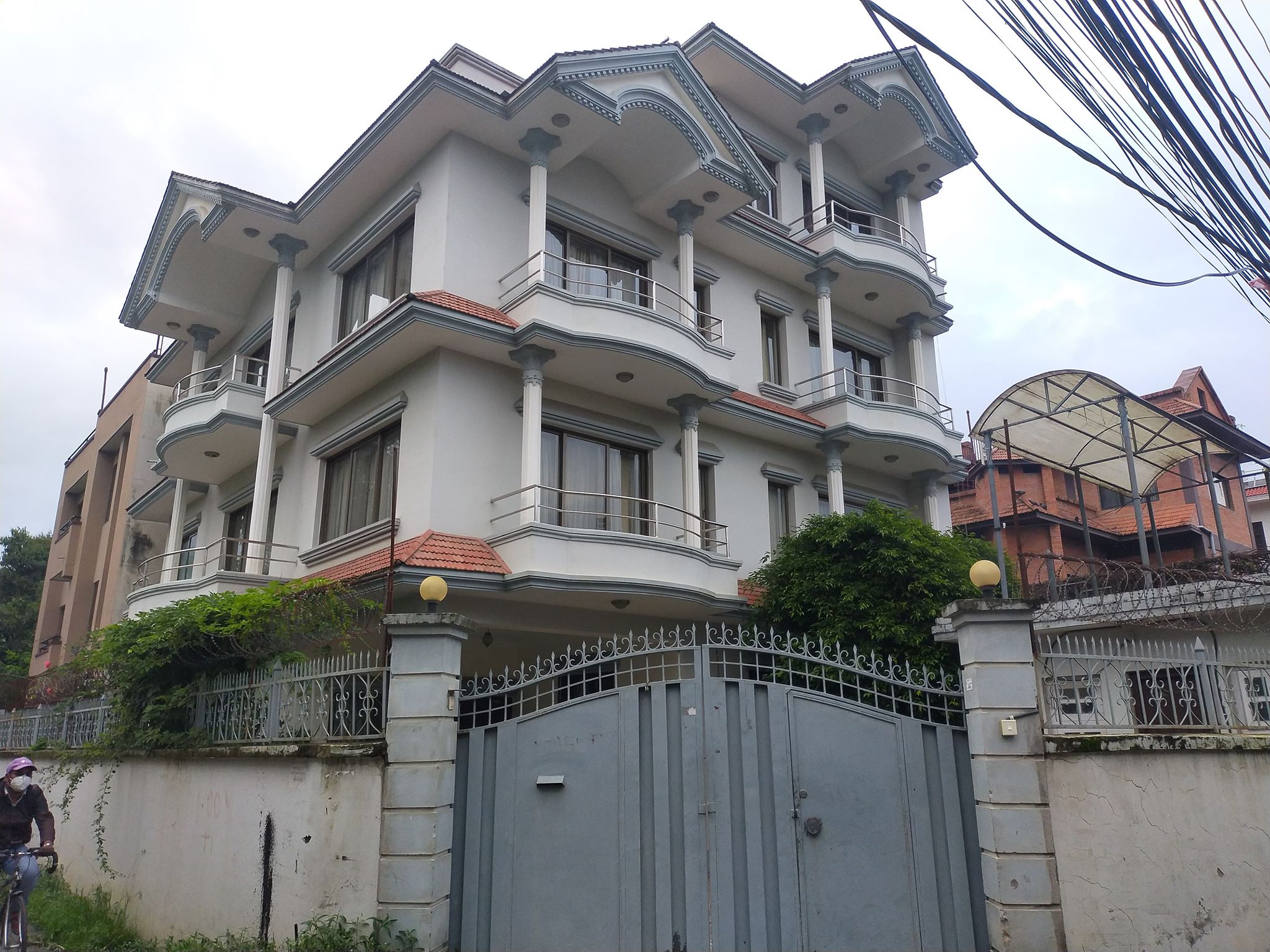House for rent in Sanepa