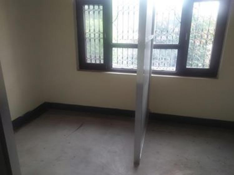 flat for rent in jhansikel 1