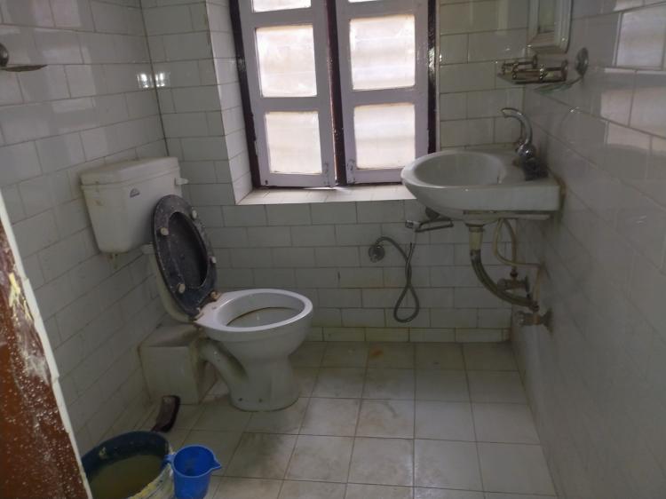 house ror rent in Dhobighat 11