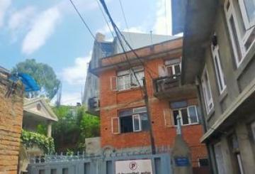 Flat For Rent in Kupondole 3