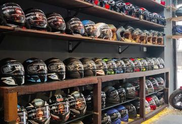 Helmets-Nepal-Nagpokhari-Showroom-Image4 (1)