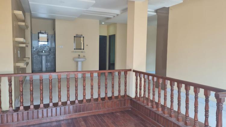 viber_image_2025-12-01_15-33-05-642