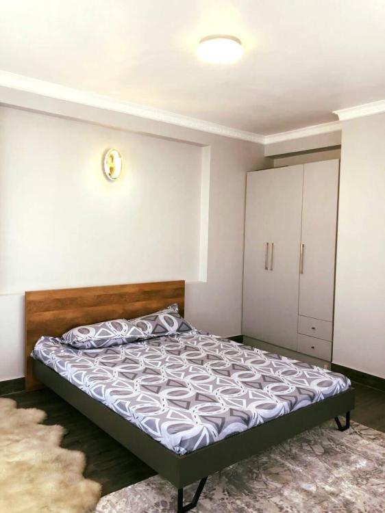 eded7caf-0c0d-4659-a646-db3759e8dd31-750x750