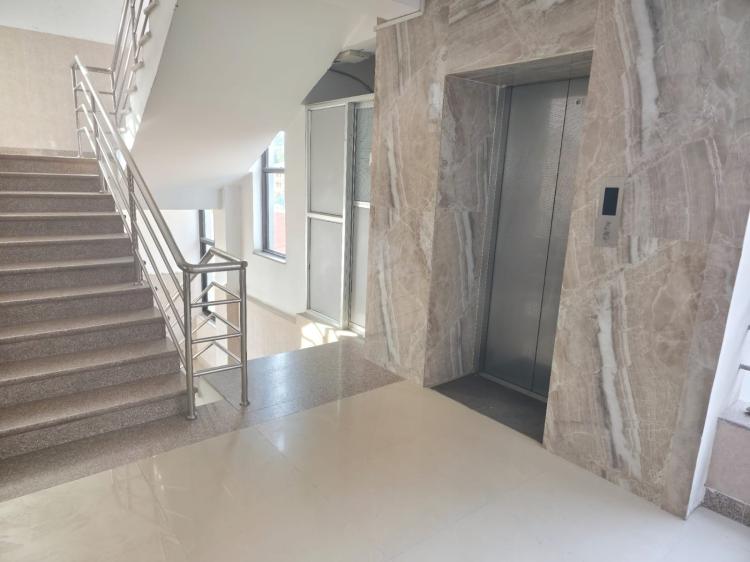 b0f7a043-31d1-4c90-bf57-368b30caac63